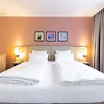Garner North By Ihg 3*