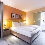 Garner North By Ihg Hotel 3*