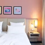 Garner North By Ihg 3*