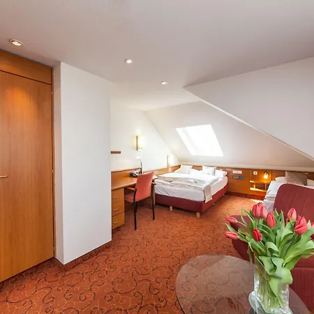 Hotel Garner North By Ihg
