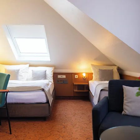 Garner North By Ihg Otel 3*