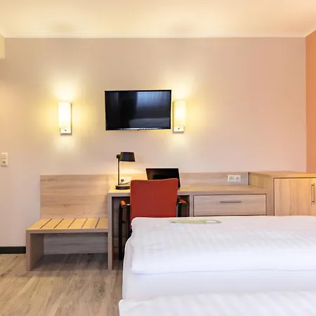 Garner North By Ihg Hotel 3*