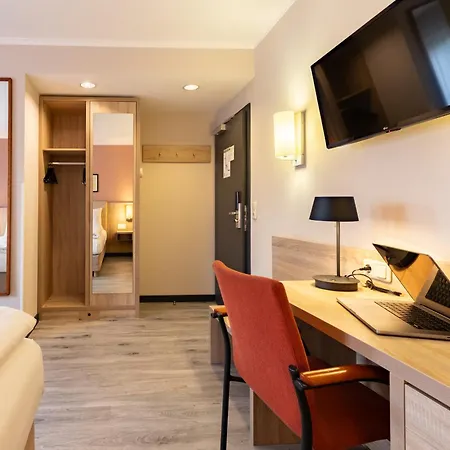 Garner North By Ihg 3*