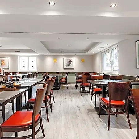 Garner North By Ihg Hotel 3*