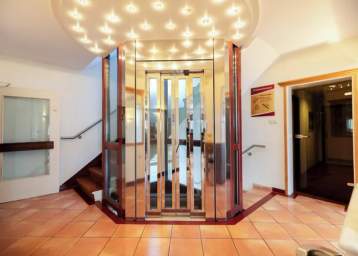 Garner North By Ihg Отель 3*