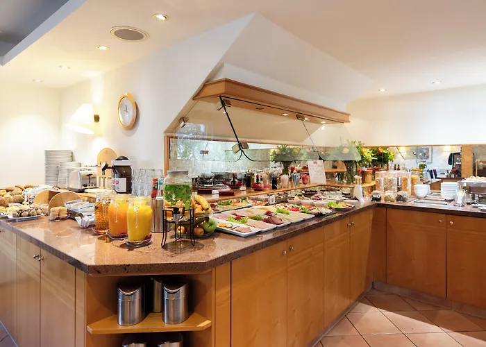 Garner North By Ihg Отель 3*