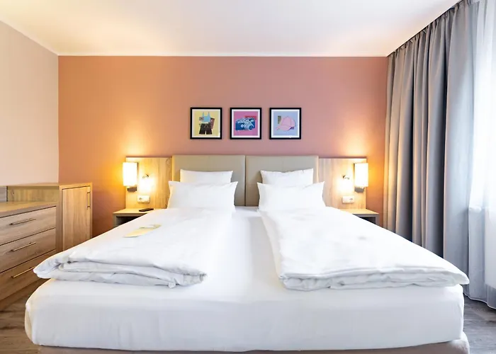 Garner North By Ihg 3*