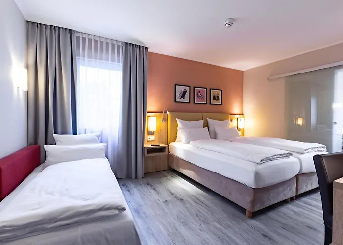 Отель Garner North By Ihg