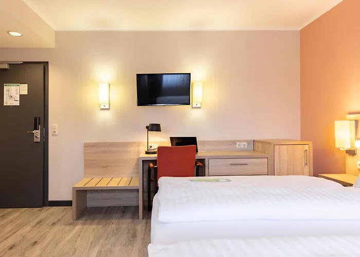 Garner North By Ihg Отель 3*