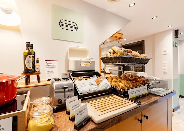 Отель Garner North By Ihg